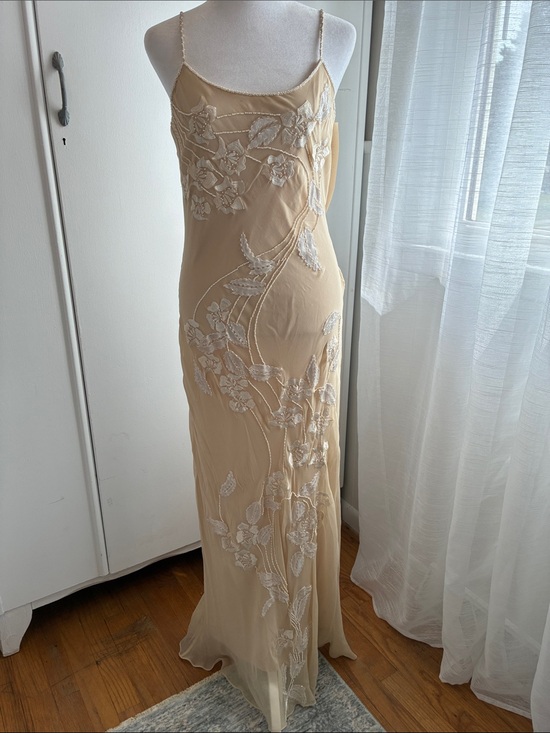 Sue Wong Dresses & Skirts - Sue Wong’s Stunning Embroidered Silk Dress beautifully beaded & Embroidered, 8